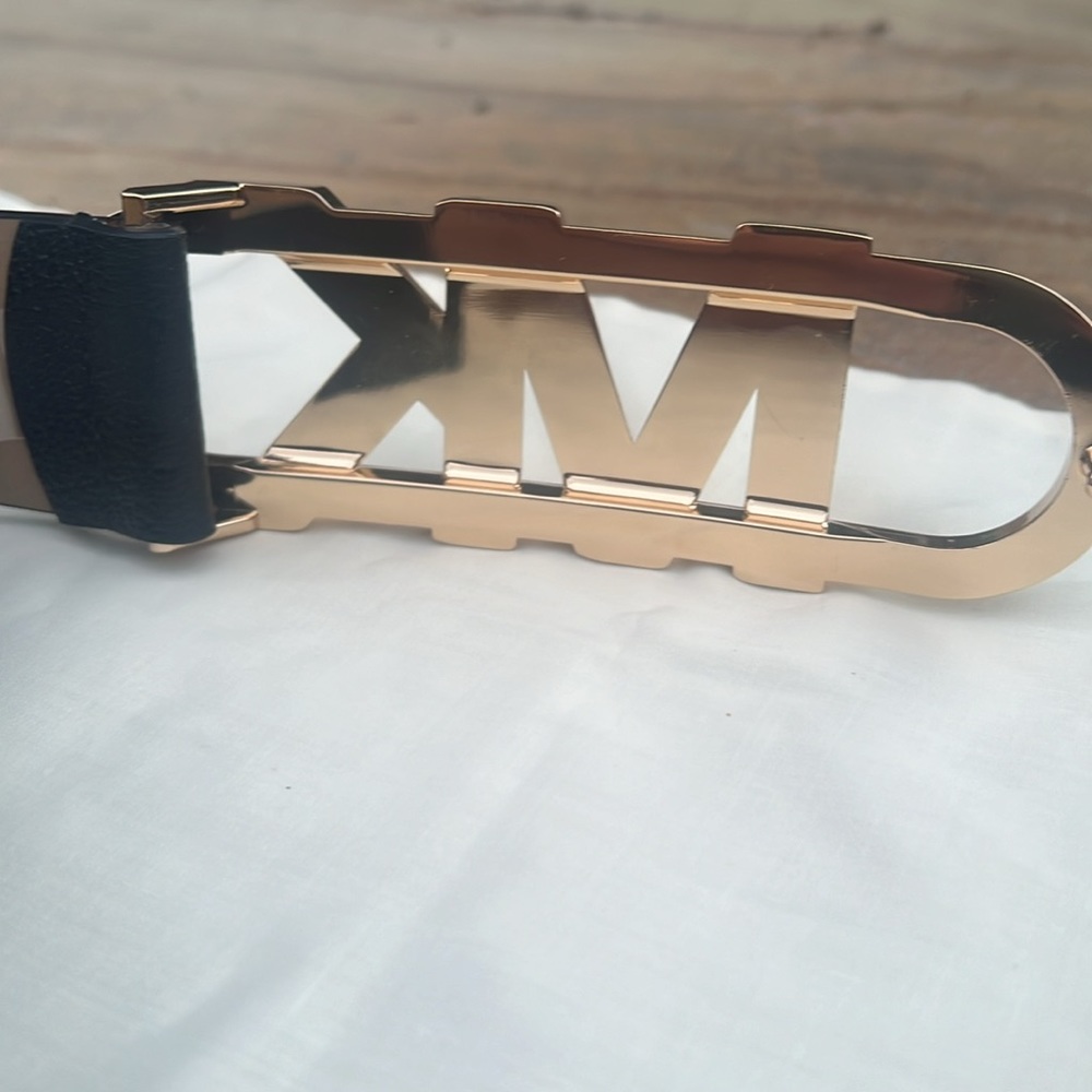 Michael Kors belt - Picture 4 of 7